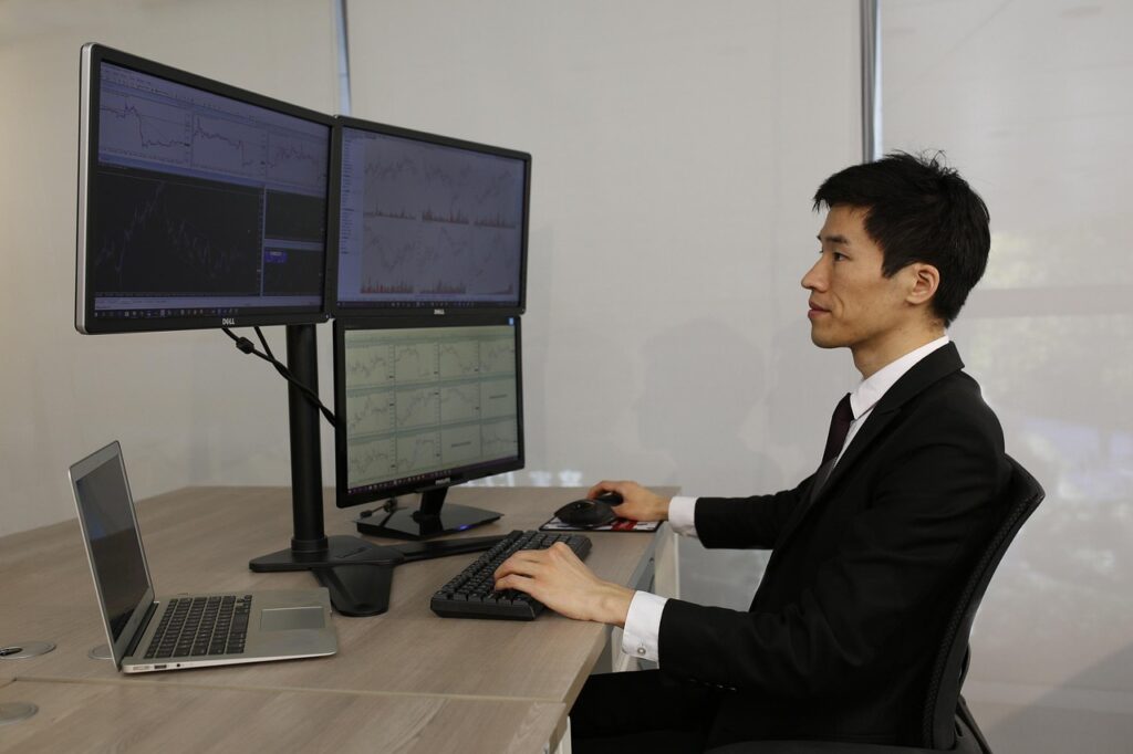 contratar asesor financiero